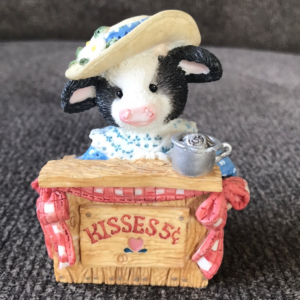 3/$25   Mary’s Moo Moos—Smooches